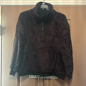 NWOT Fuzzy Sherpa Half Zip Sweatshirt Pullover size Small